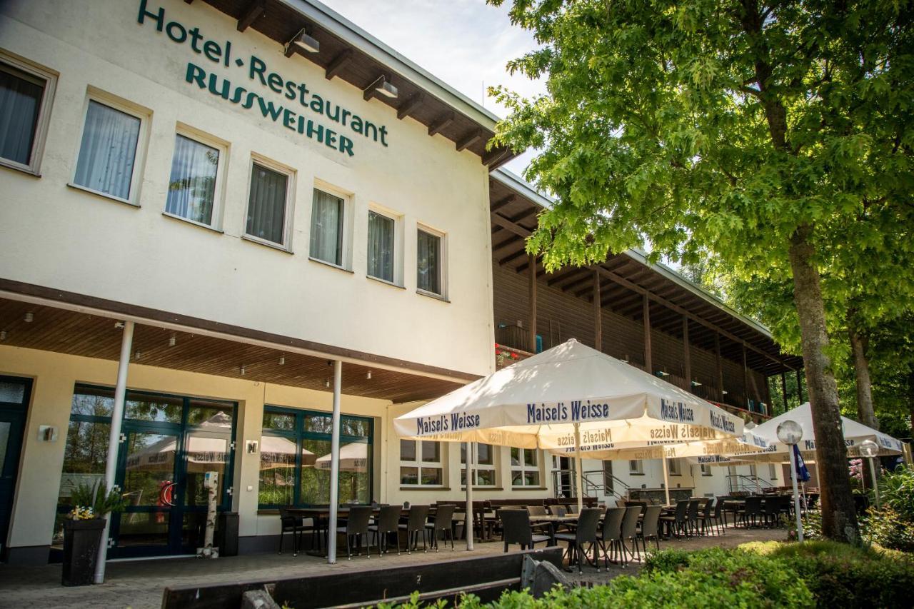 Hotel Russweiher Eschenbach in der Oberpfalz エクステリア 写真