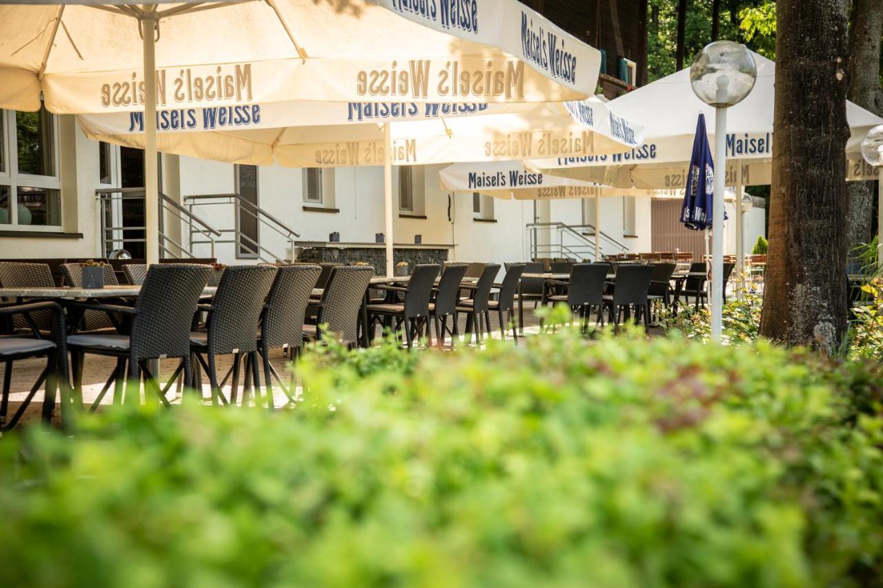 Hotel Russweiher Eschenbach in der Oberpfalz エクステリア 写真